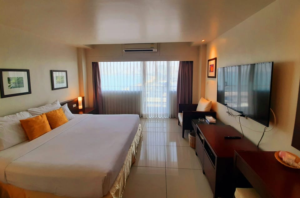 Superior Seaview Double room | Minibar, free WiFi, bed sheets