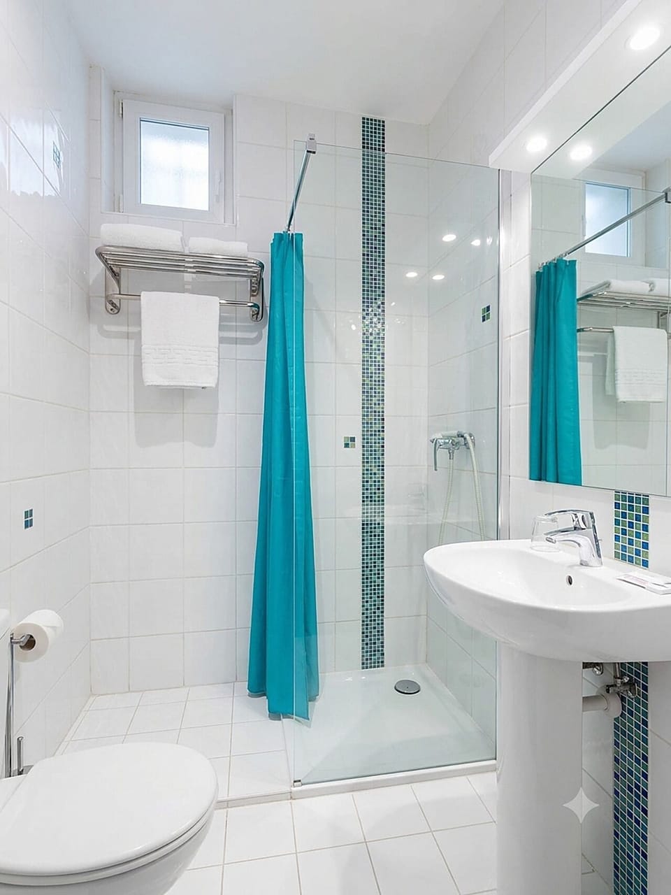 Shower, eco-friendly toiletries, towels
