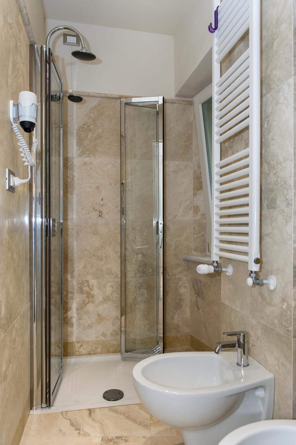 Apartment, 1 Bedroom | Bathroom | Hair dryer, bidet, towels