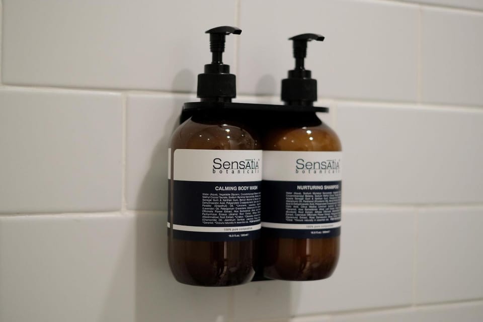 Free toiletries, slippers