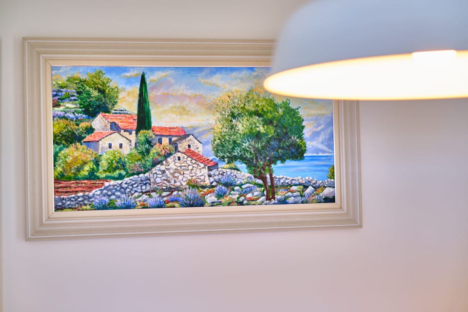 Luxury Apartment | Living area | LED TV