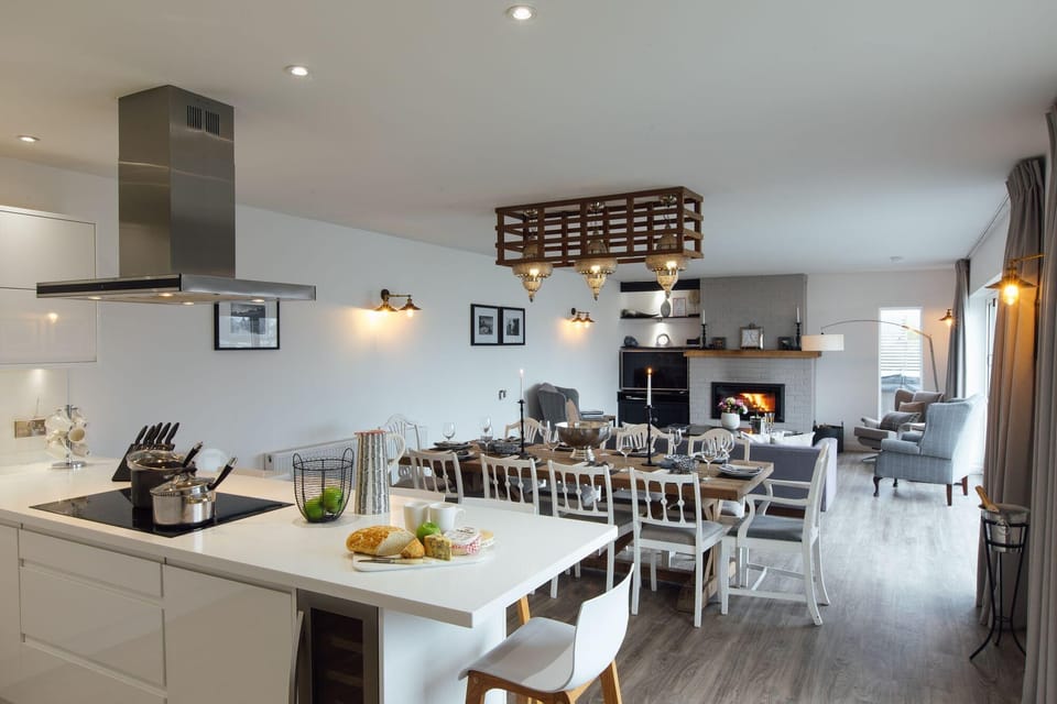 House | 5 bedrooms, WiFi