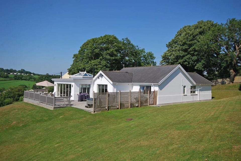 House | Exterior