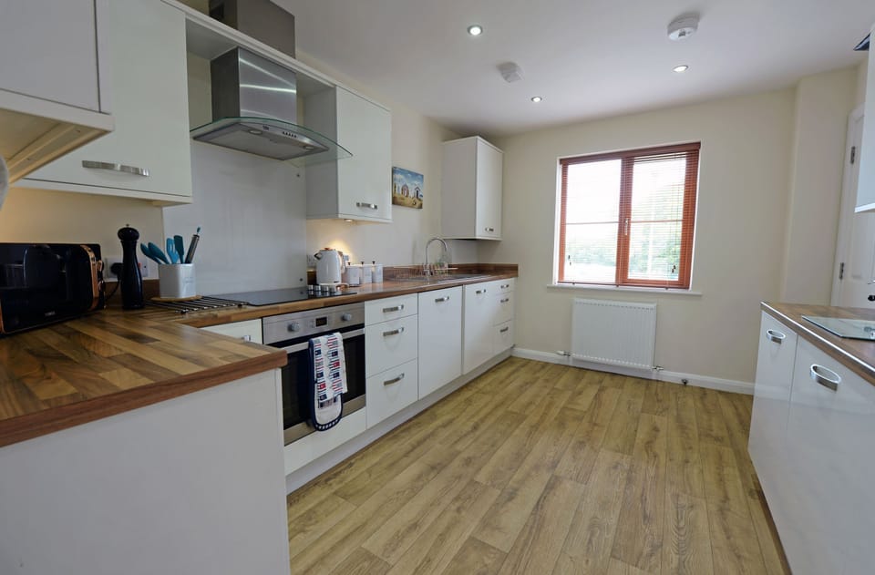 House | 4 bedrooms, WiFi