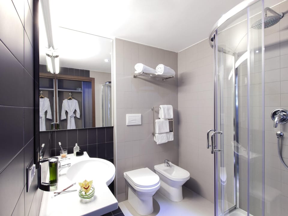 Minibar, in-room safe, desk, soundproofing