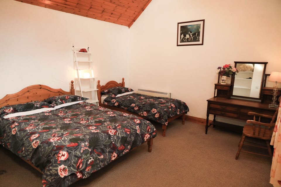 Peaceful Cottage Retreat in Ballyconnell Cottage in Ireland