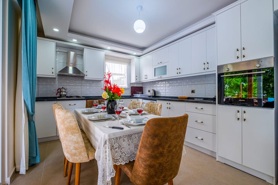 Luxury Villa | Private kitchen