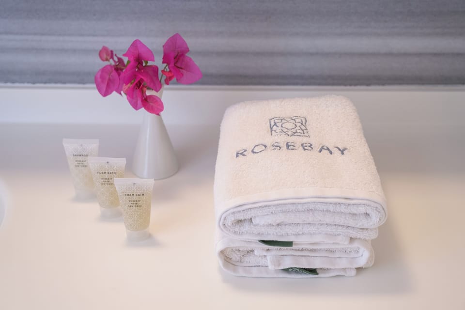 Triple Room | Bathroom | Bathtub, eco-friendly toiletries, hair dryer, towels