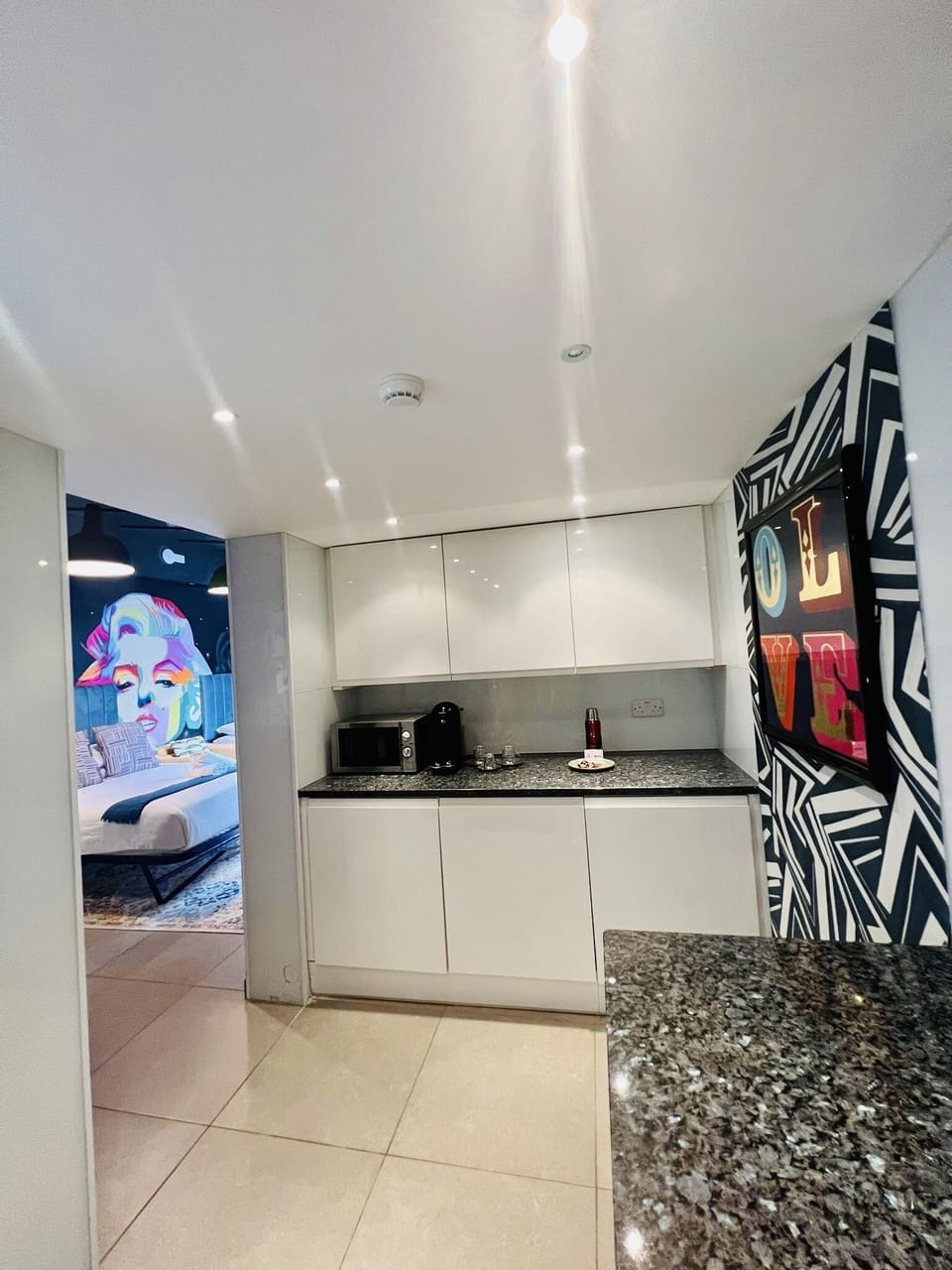 Superior Studio, Ensuite, Courtyard View | Laptop workspace, blackout drapes, iron/ironing board, free WiFi
