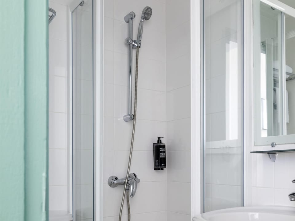 Standard Double Room, 1 Double Bed | Desk, blackout drapes, iron/ironing board, free WiFi