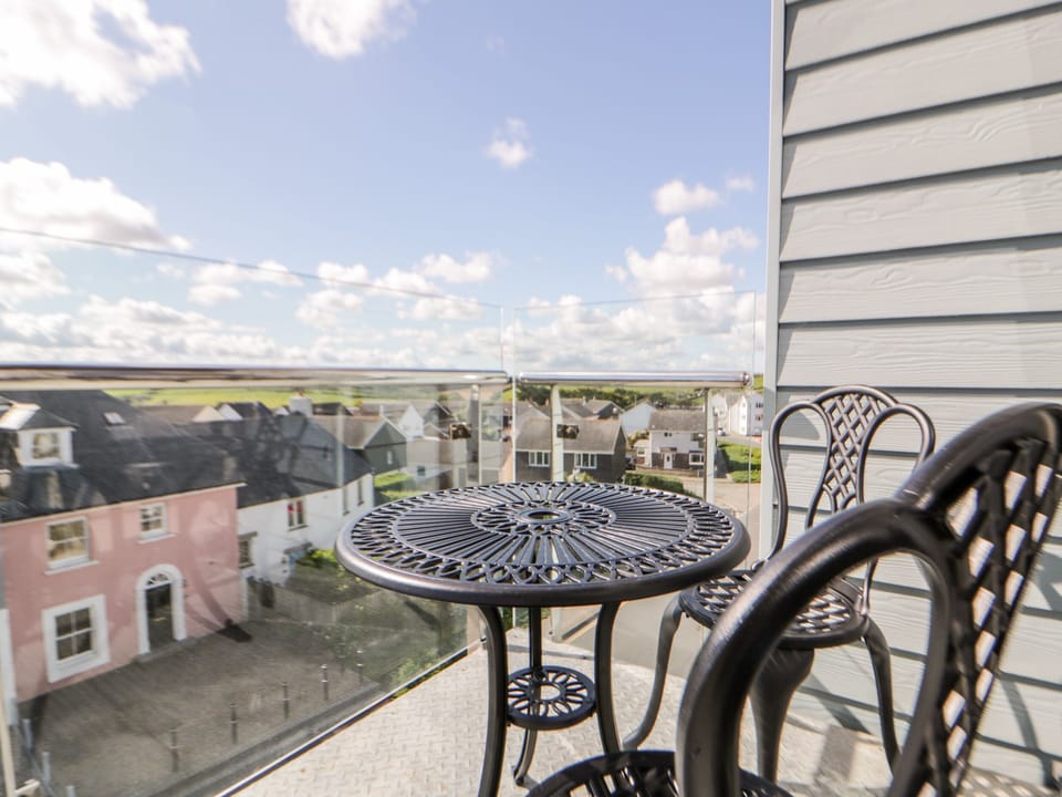 Cottage | Balcony