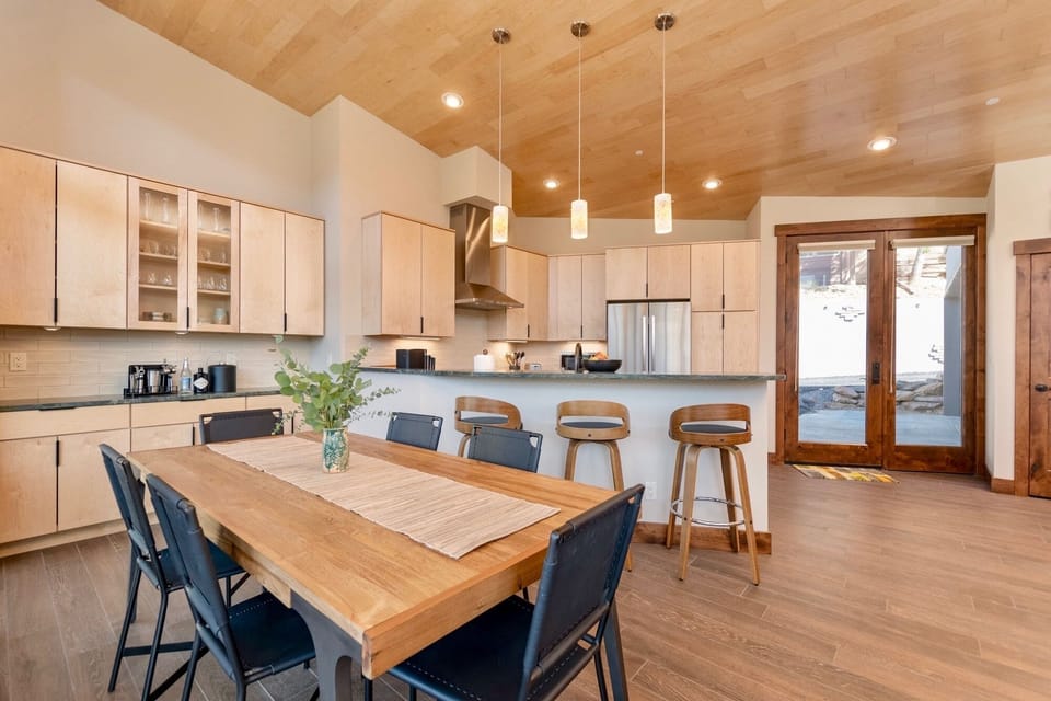 House, 3 Bedrooms | Private kitchen | Coffee/tea maker, fridge, oven, toaster