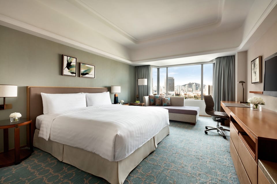 City Wing, Deluxe Grand Room, 1 King Bed  | Premium bedding, down comforters, minibar, in-room safe