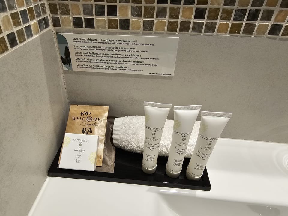 Room amenity