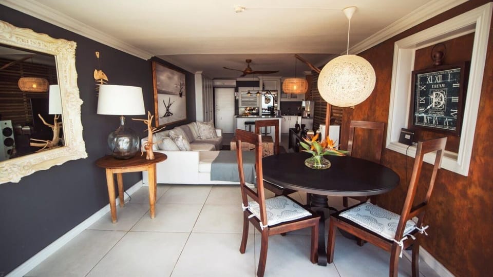 Apartment | Living area | Flat-screen TV