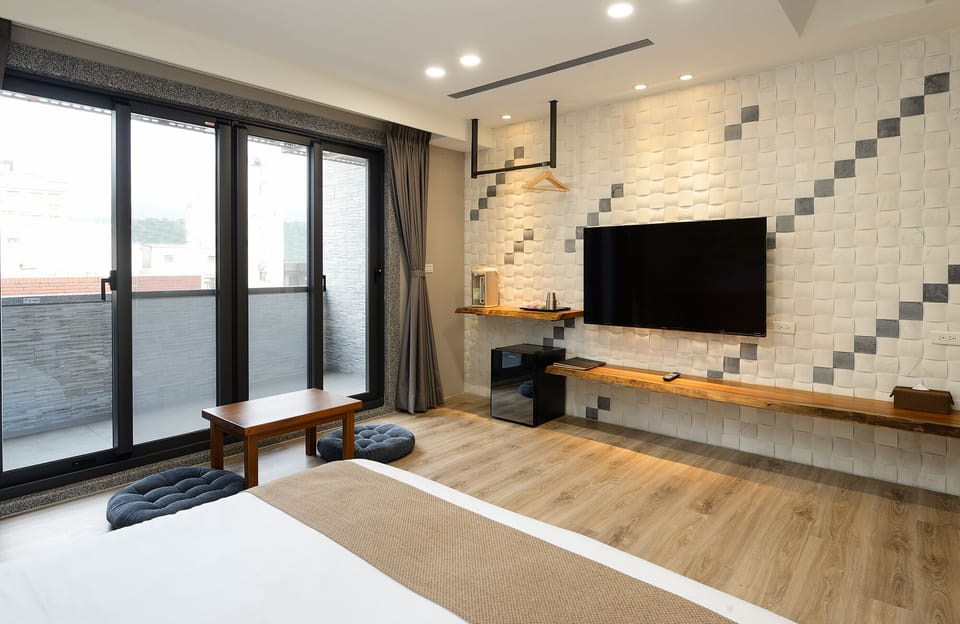 Classic Double Room | Individually furnished, blackout drapes, free WiFi, bed sheets