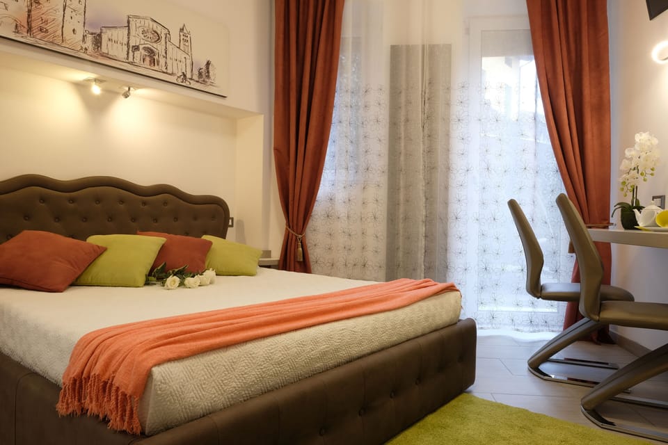 Egyptian cotton sheets, premium bedding, down comforters