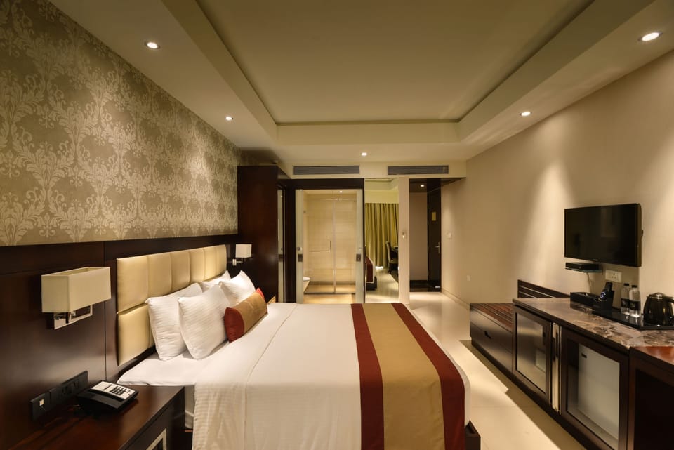 Egyptian cotton sheets, premium bedding, memory foam beds, in-room safe