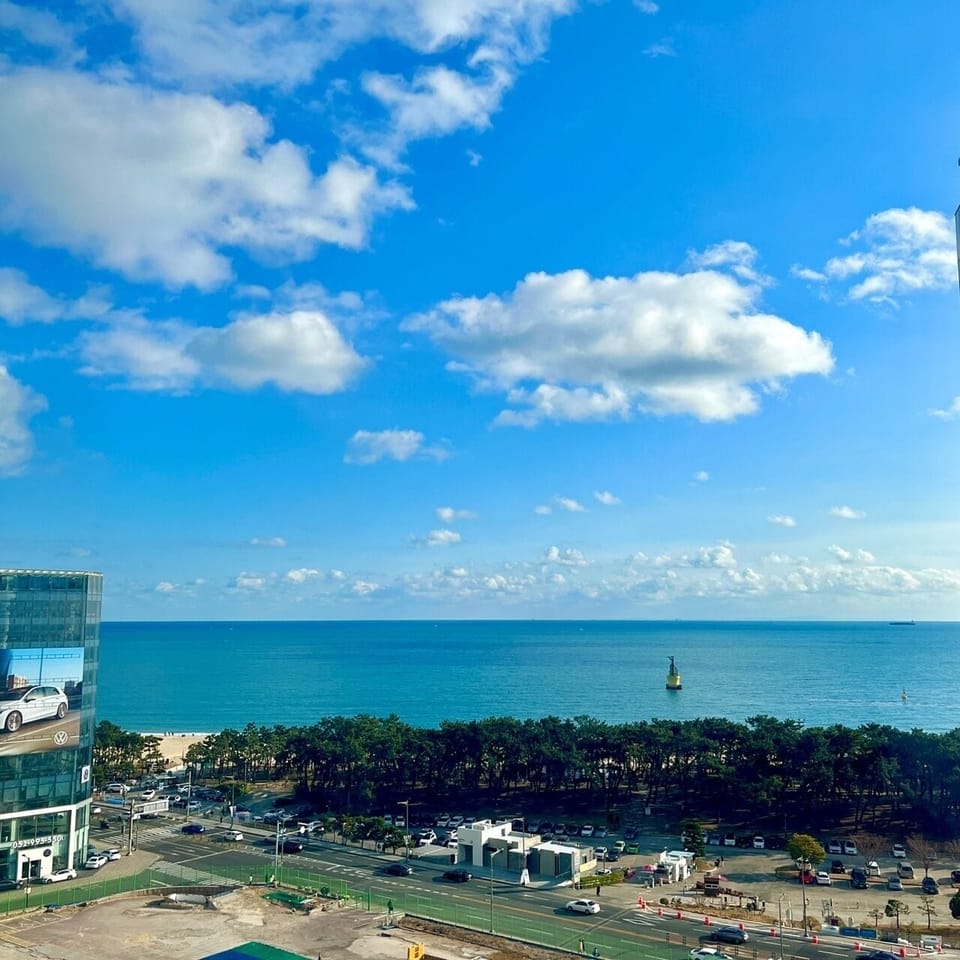 Beach/ocean view