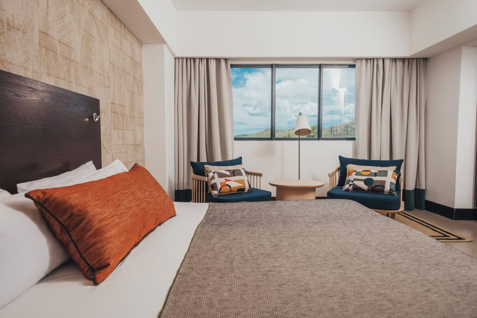 Studio, Corner | Down comforters, memory foam beds, minibar, in-room safe