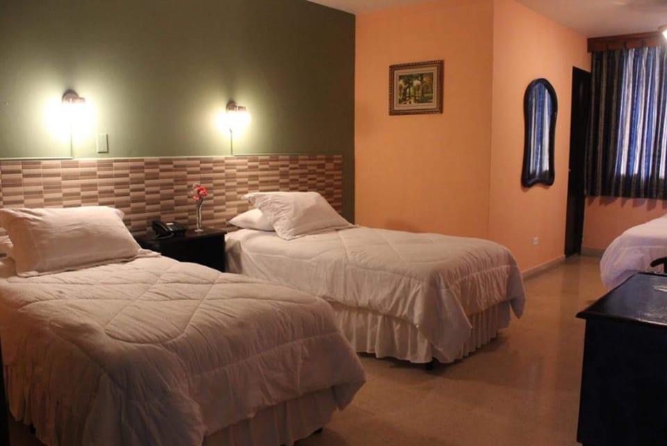 Triple Room | Premium bedding, in-room safe, WiFi (free), bed sheets