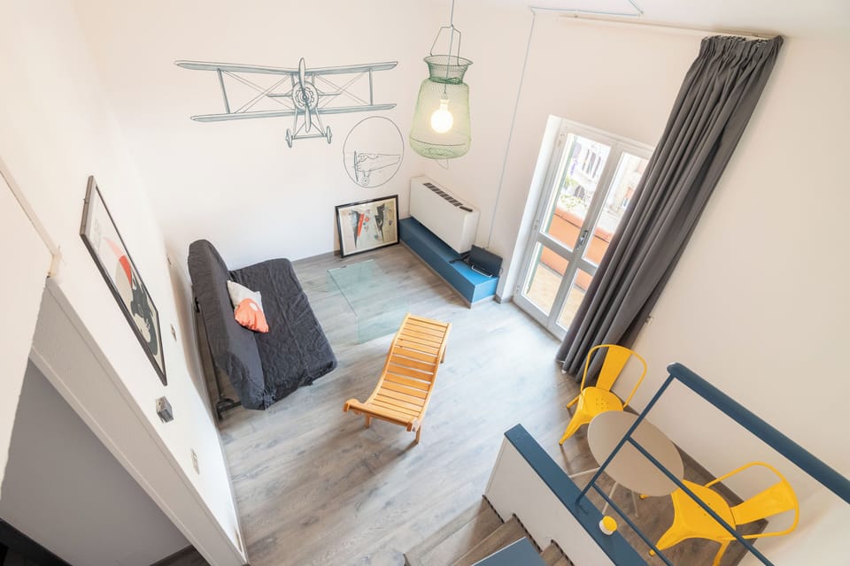 Family Room | Desk, free WiFi, bed sheets