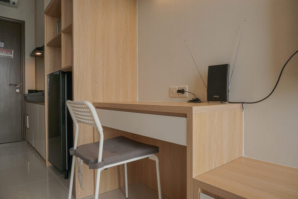 Room | Living area | TV