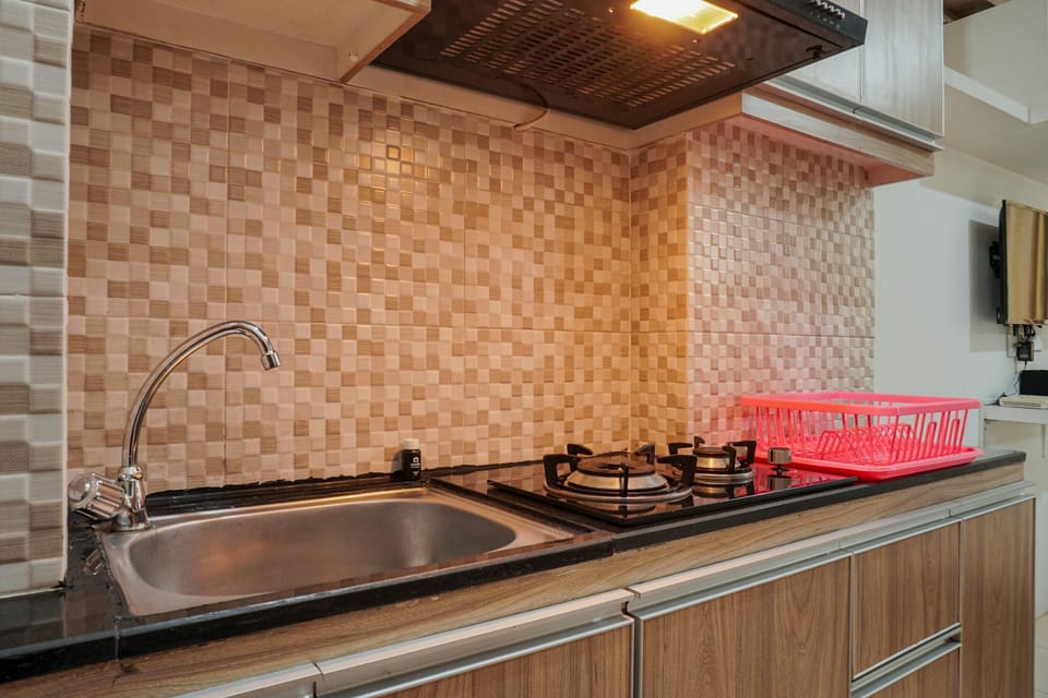 Room | Private kitchen | Fridge, stovetop, dishwasher, cookware/dishes/utensils