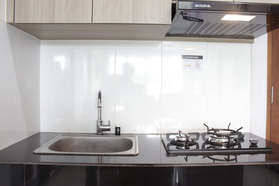 Room | Private kitchen | Fridge, stovetop, dishwasher, electric kettle
