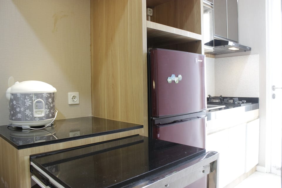 Room | Private kitchen | Fridge, stovetop, dishwasher, cookware/dishes/utensils