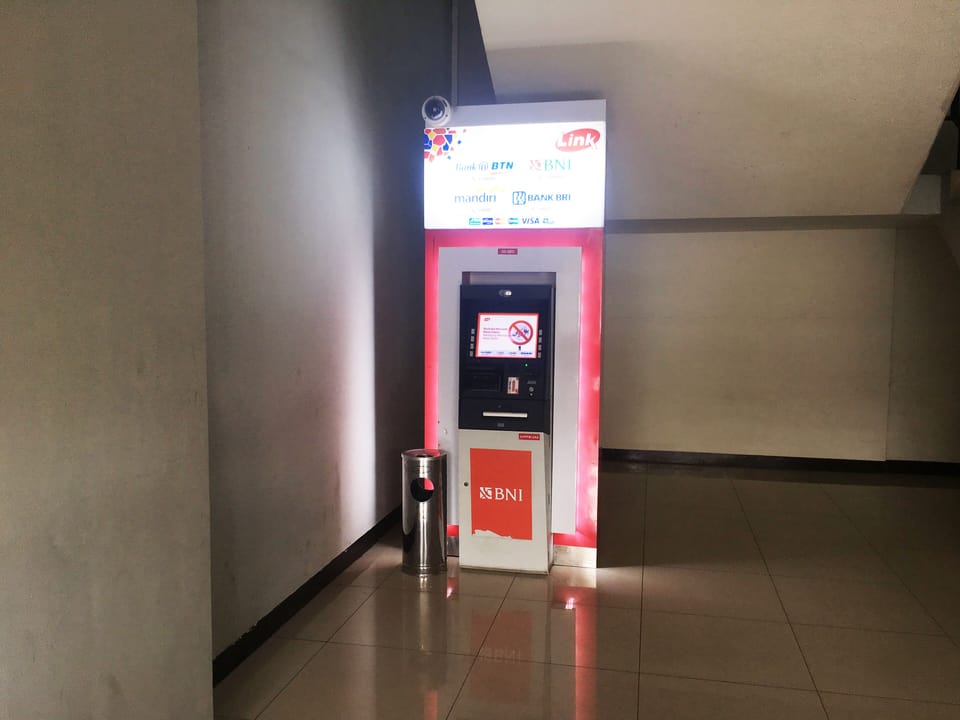 ATM/banking on site