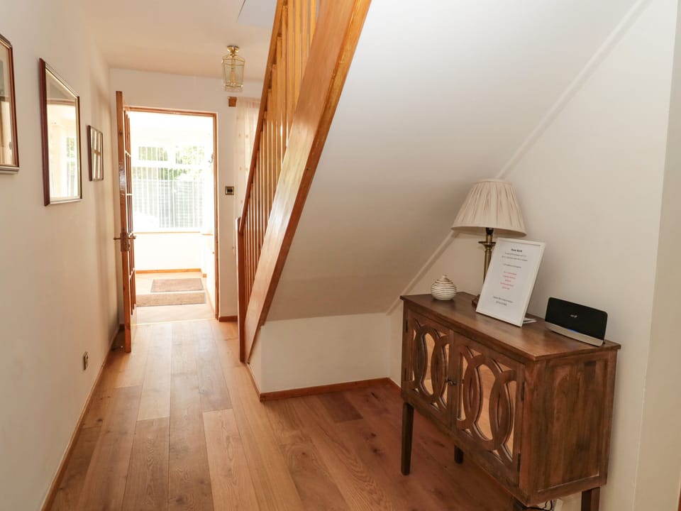Cottage | Interior