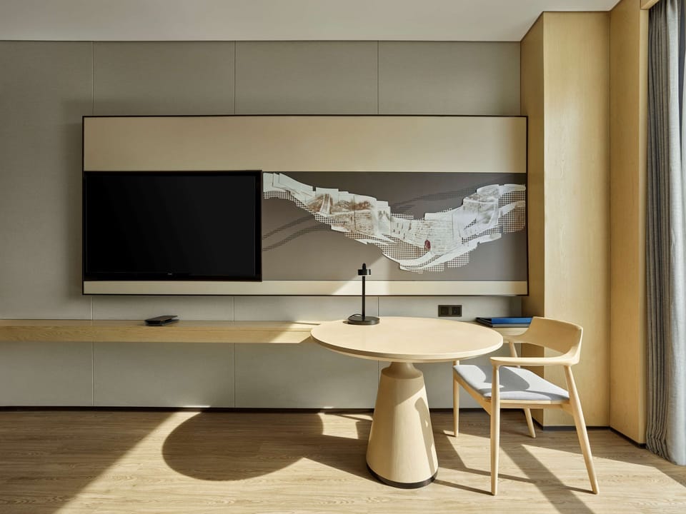 Minibar, in-room safe, desk, laptop workspace