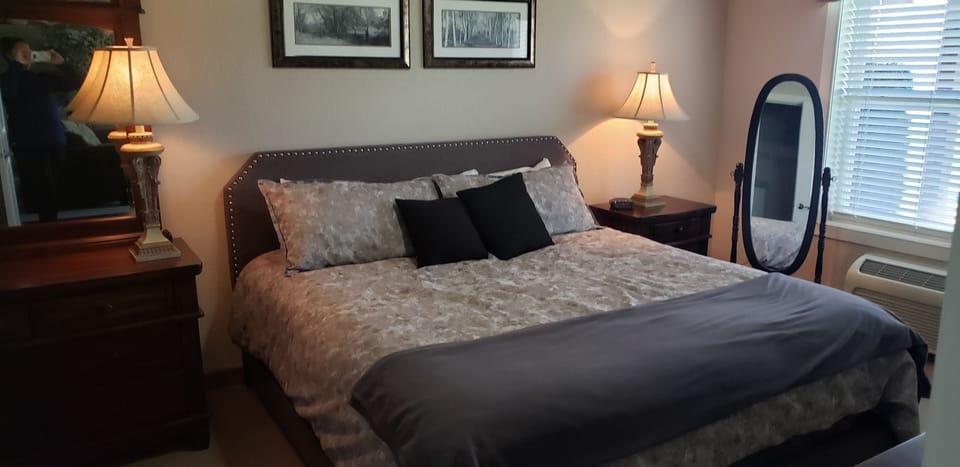 Unit 311 1 BD/ 1 BA Condo Apartment in Wisconsin