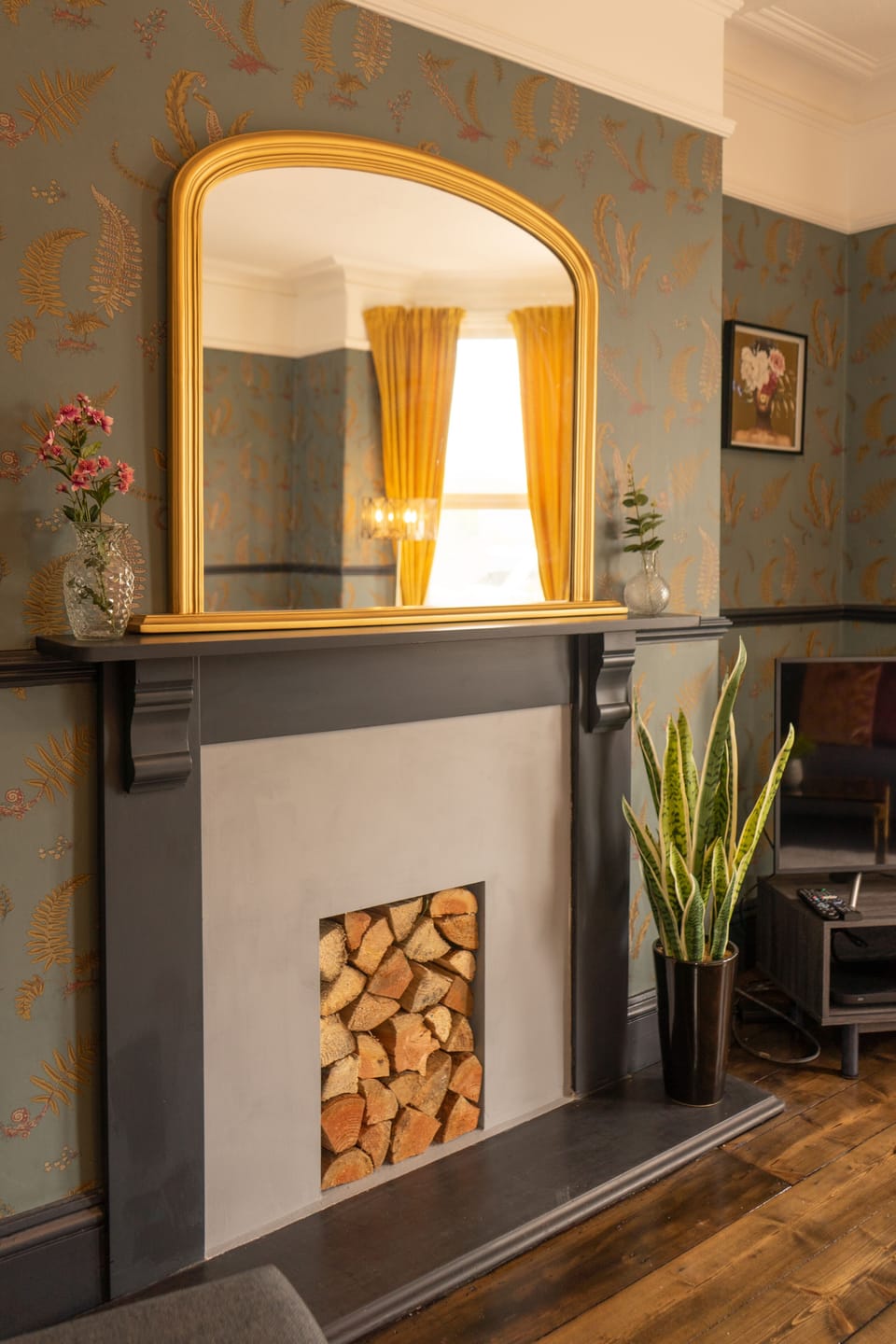 Superior House, Private Bathroom (Langleigh Villa) | Lounge
