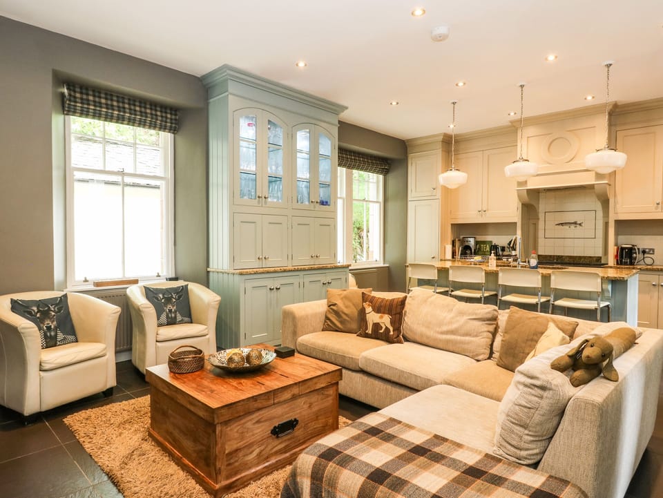 Cottage | Interior