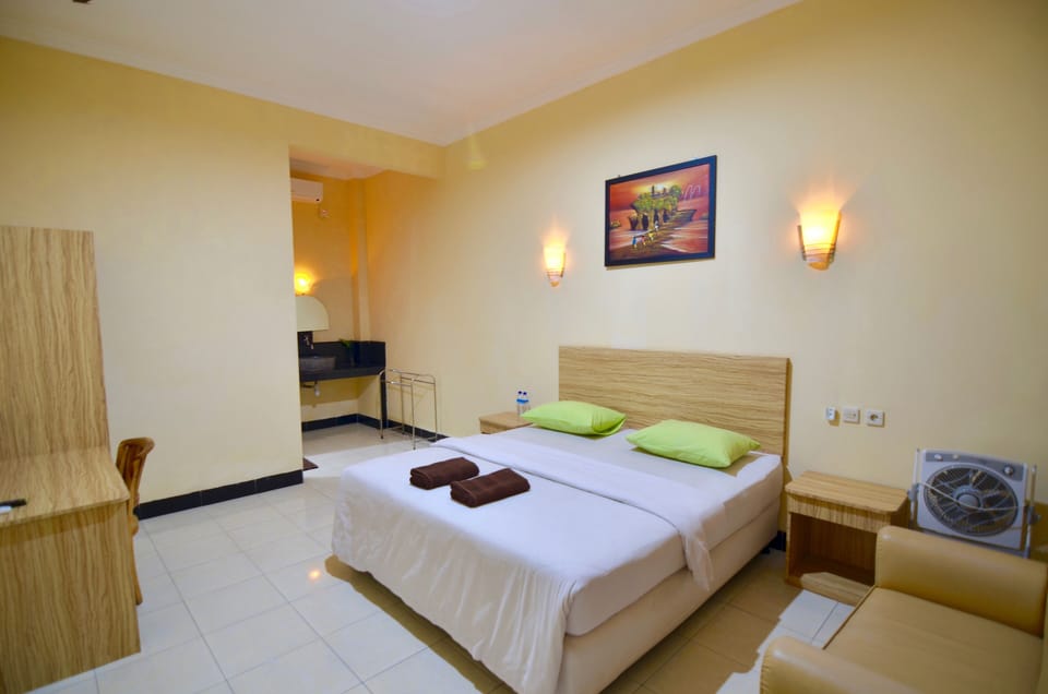 Central Inn Hotel in Batu Layar