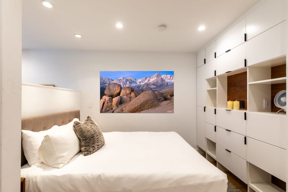 Room, 1 Bedroom | 1 bedroom, cribs/infant beds, free WiFi