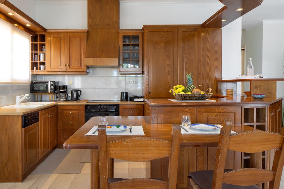 Apartment | Private kitchen | Full-size fridge, microwave, oven, stovetop
