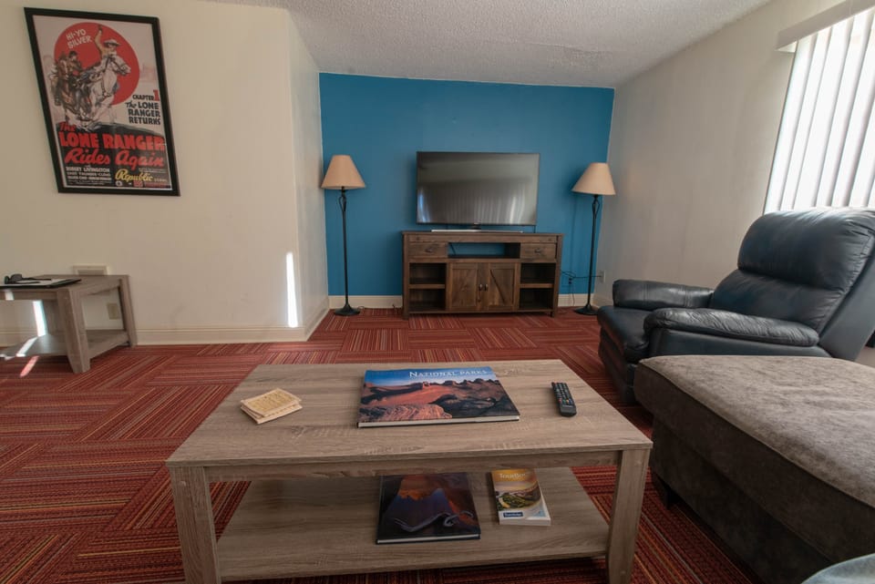 Vacation Home | Living room | Flat-screen TV