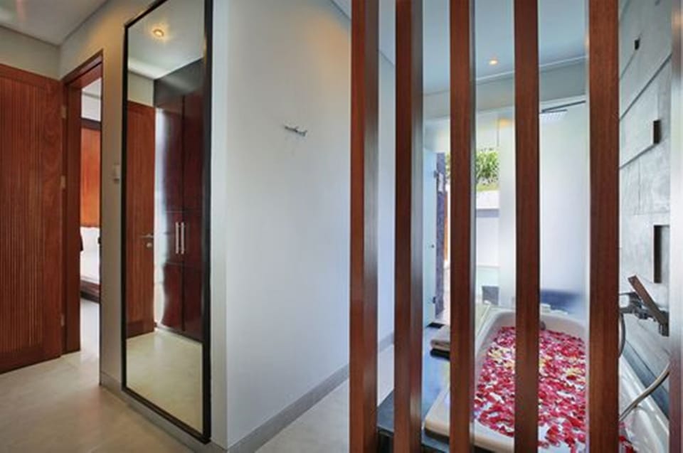 Villa, 1 Bedroom, Private Pool | Bathroom | Separate tub and shower, deep soaking tub, rainfall showerhead