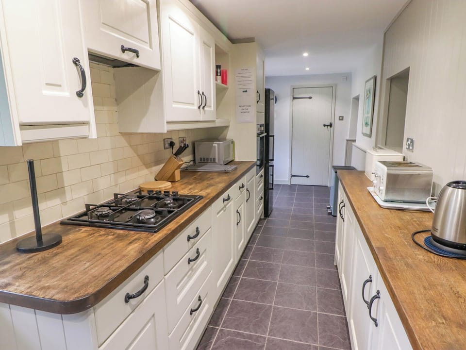 Cottage | Interior