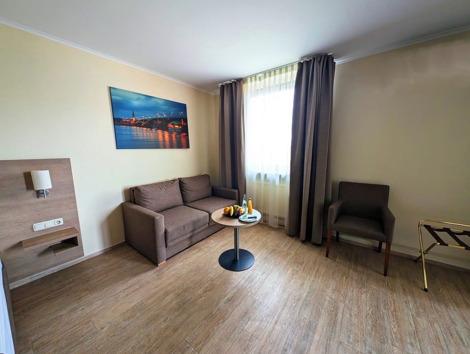 Comfort Double Room | Desk, laptop workspace, soundproofing, free WiFi