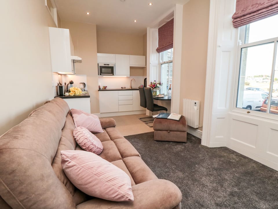 Cottage | Interior