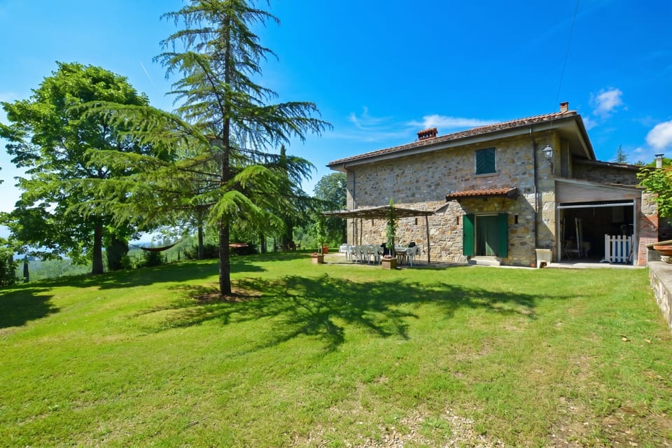 Family Villa, 4 Bedrooms, Fireplace, Mountainside (Casale Tigli) | Exterior