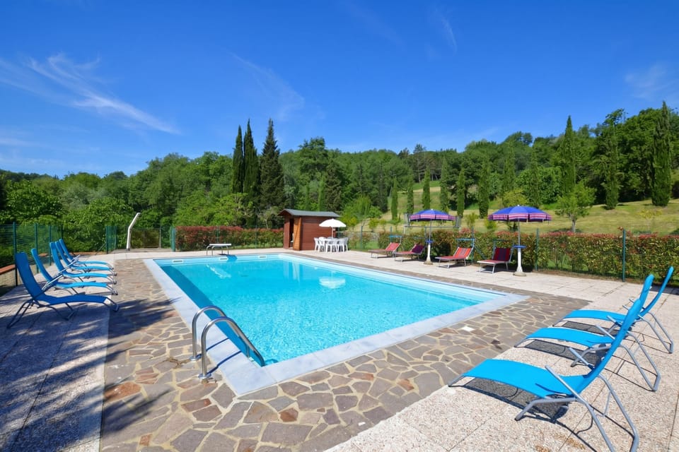 Family Villa, 4 Bedrooms, Fireplace, Mountainside (Casale Tigli) | Pool | Seasonal outdoor pool