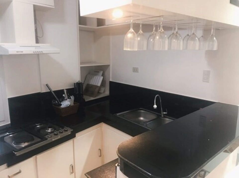 Apartment | Desk, free WiFi, bed sheets