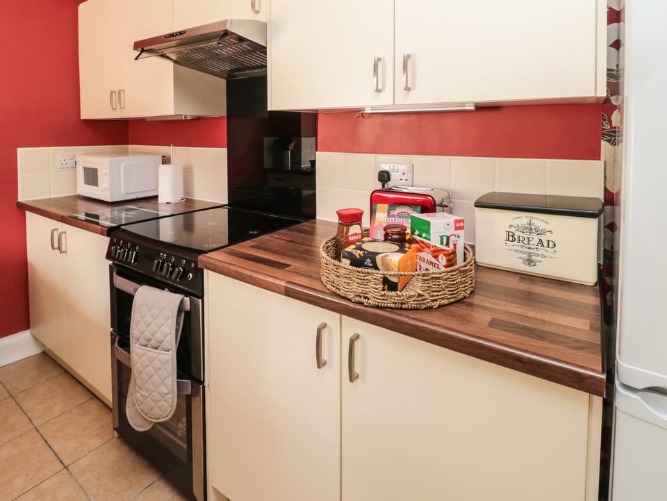 Cottage | Interior
