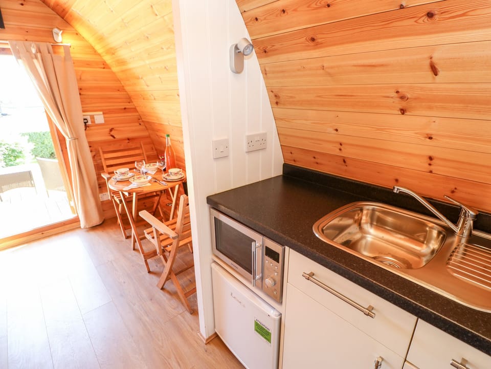 Cottage | Interior