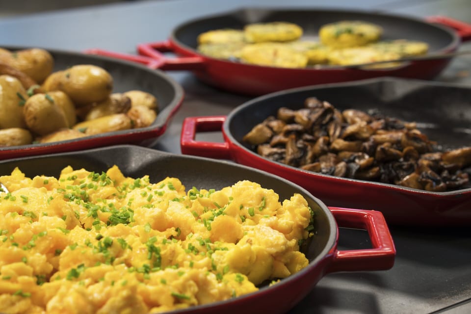 Free daily buffet breakfast